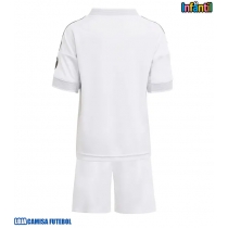 Camisa de Futebol Real Madrid Equipamento Principal Infantil 2025-26 Manga Curta (+ Calças curtas)